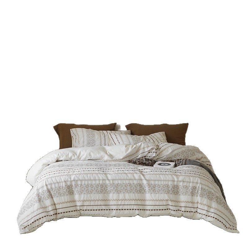 Retro Style Cotton Yarn-Dyed Needlework Fancy Yarn Jacquard Bedding Four-Piece Set Available for All Seasons Pure Cotton Quilt Cover