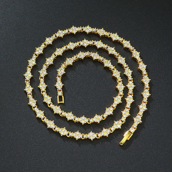 Ins Style Men's and Women's Couple's New Arrival Trendy Full Diamond Flower-Shaped Cross Necklace Light Luxury Stitching Collarbone Neck Chain Tennis