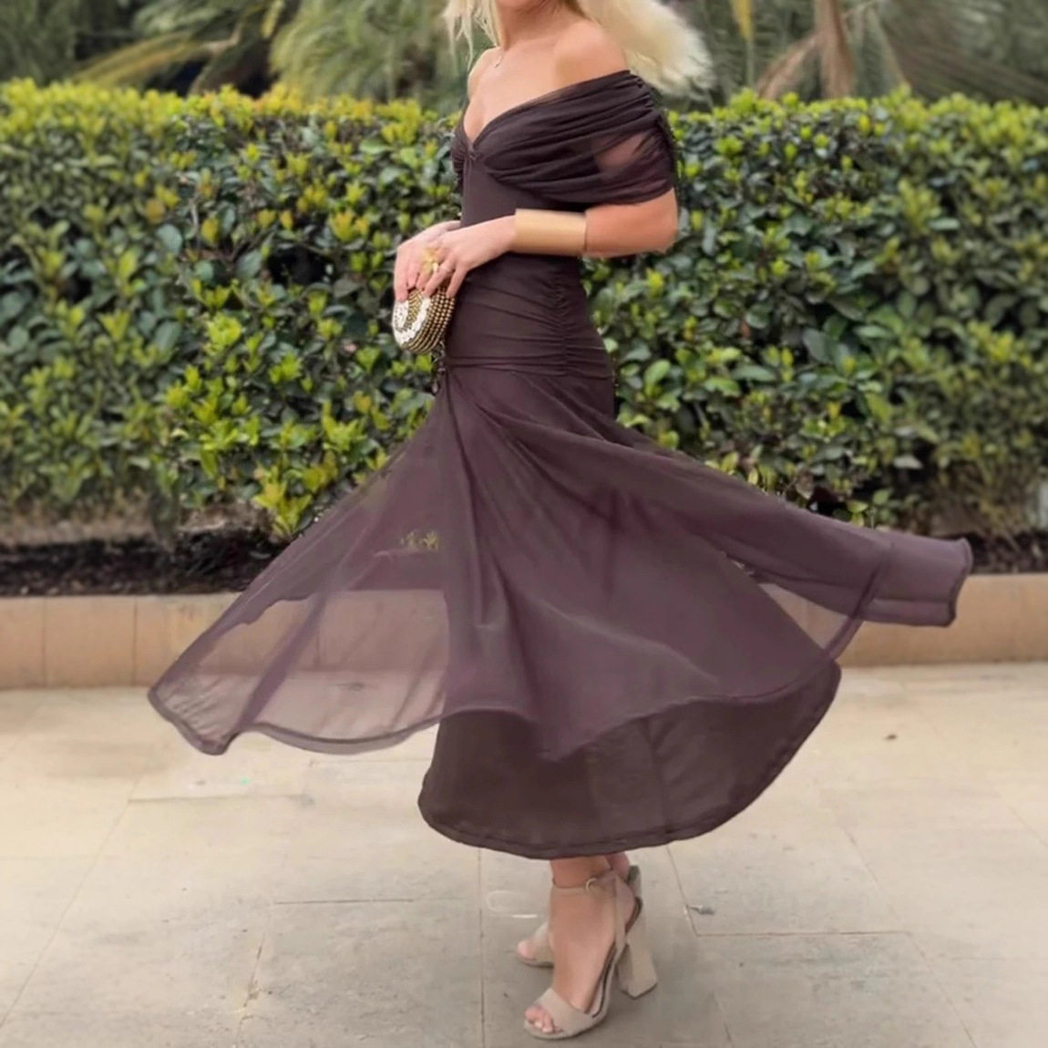 Elegant Womens Solid Color Deep V Neck Mesh Dress Waist Defined Autumn Style Wholesale Available