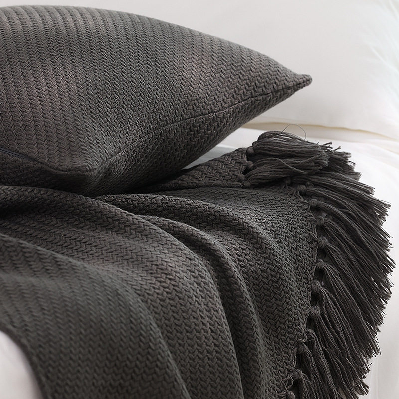 Hotel and B&B Bedside Towels and Blankets in Stock Nordic Style Solid Color Simple High-End Bed and Knitted Blankets Dropshipping