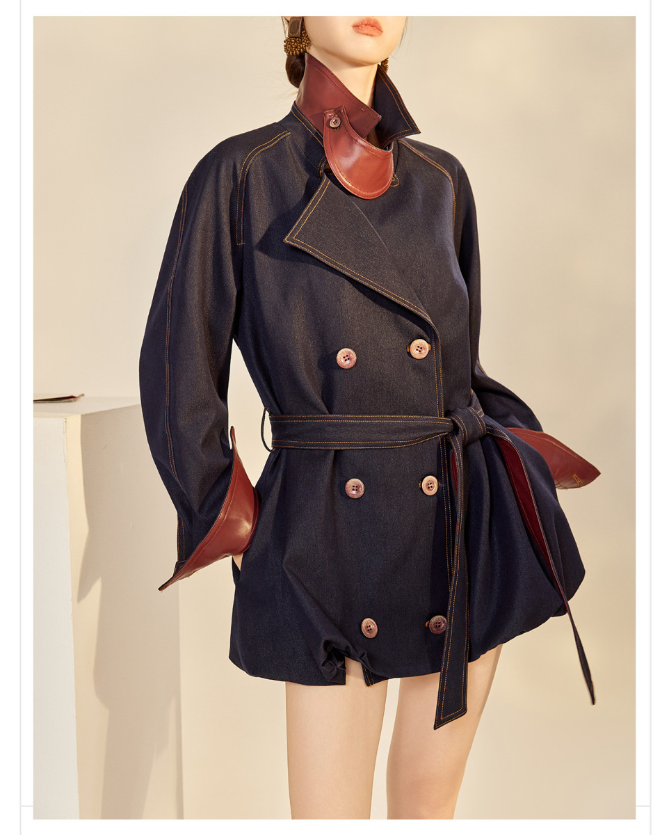 Áo khoác dáng trench denim phối chỉ tương phản cổ bẻ thắt eo dài trung — Xanh navy (giao hàng trong 7 ngày)