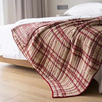 Half Plush Blanket Sofa Cover Blanket for All Seasons Autumn and Winter Red Accessible Luxury High-End Office Nap Shawl Blanket
