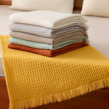 Knitted blanket sofa blanket blanket waffle blanket office air conditioning blanket bed end towel nap blanket small blanket wholesale
