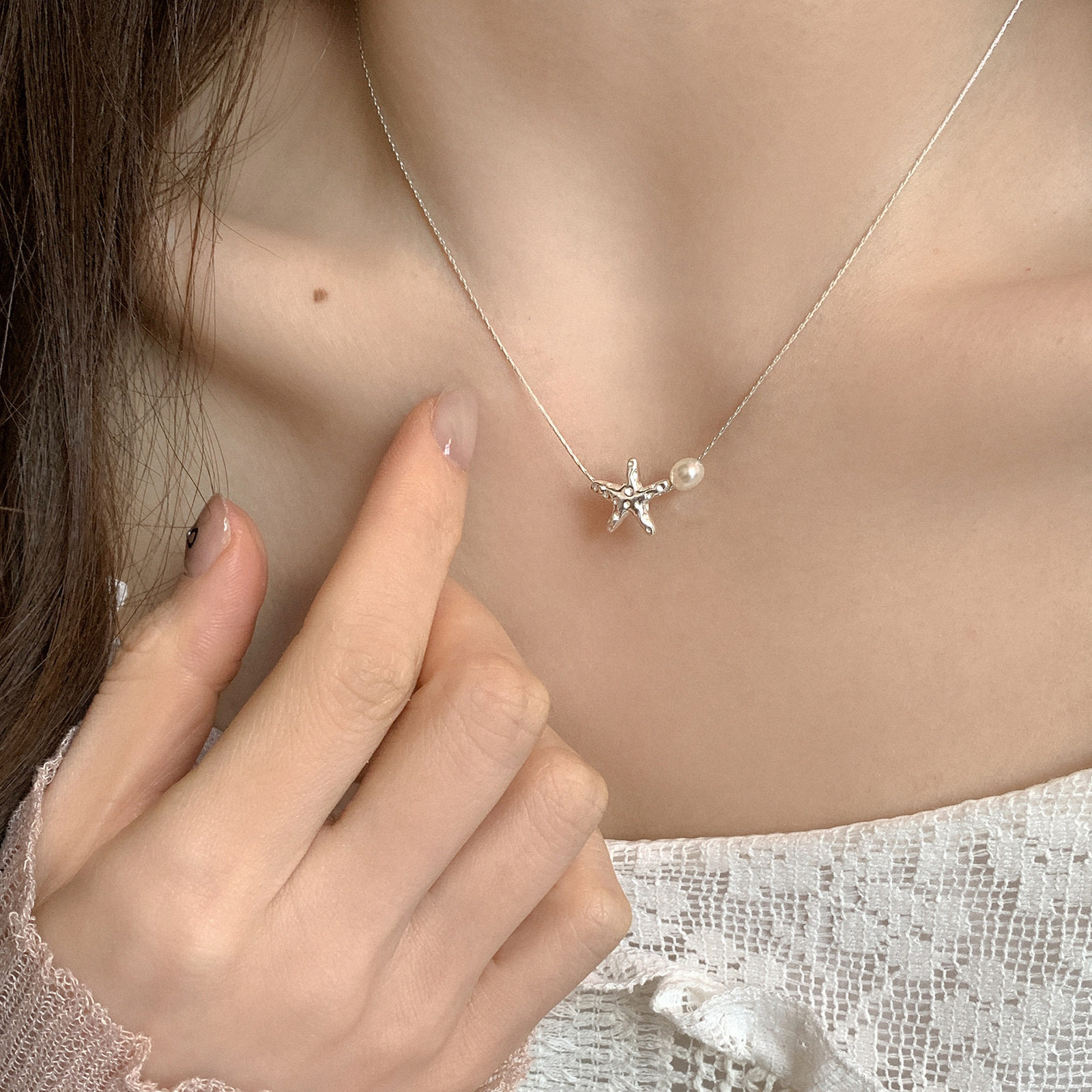 South Korea Ins Cool Style Light Luxury Elegant Gentle Starfish Pearl Necklace Women's Simple Niche Design Sense Clavicle Chain