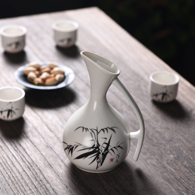 Factory supply ceramic wine set suit a pot of six cups liquor distributor small wine glass customizable LOGO