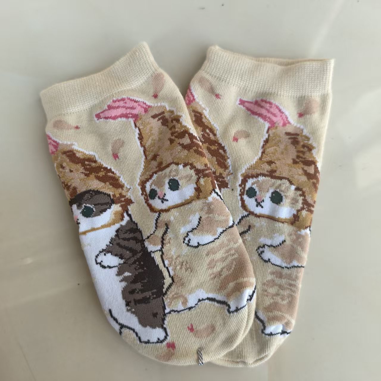 日单mofusand鲨鱼猫库存炸虾猫系列外贸出口女卡通棉袜短袜可爱袜
