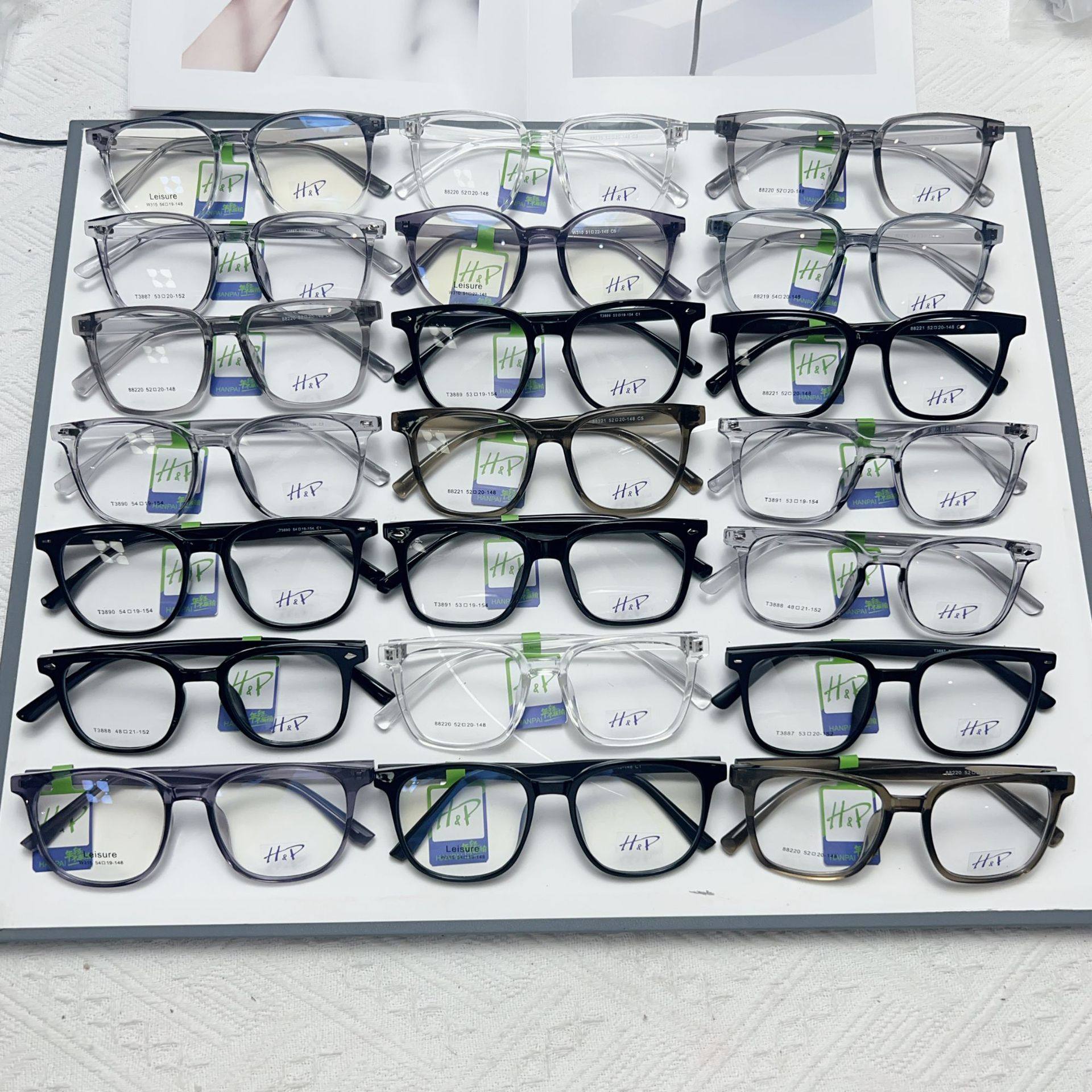 Men's and Women's Plate Large Frame Cyber Celebrity Flat Mirror Plain-made All-match Short-sighted Mirror Frame Red Riding Book Same Ultra Light Mirror Frame