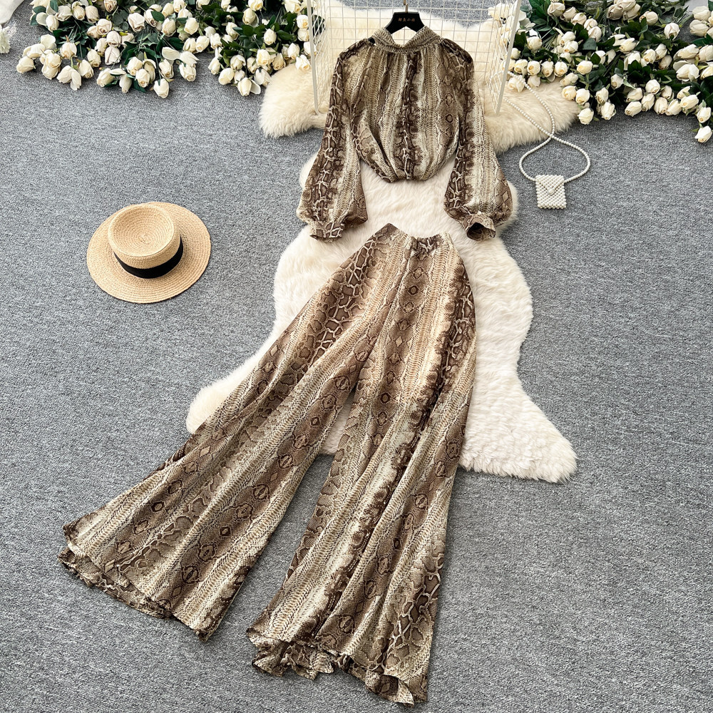 Casual Two Piece Set Snake Print Slim Fit Stylish Design Autumn Fashion for Work or Leisure Wholesale Available
