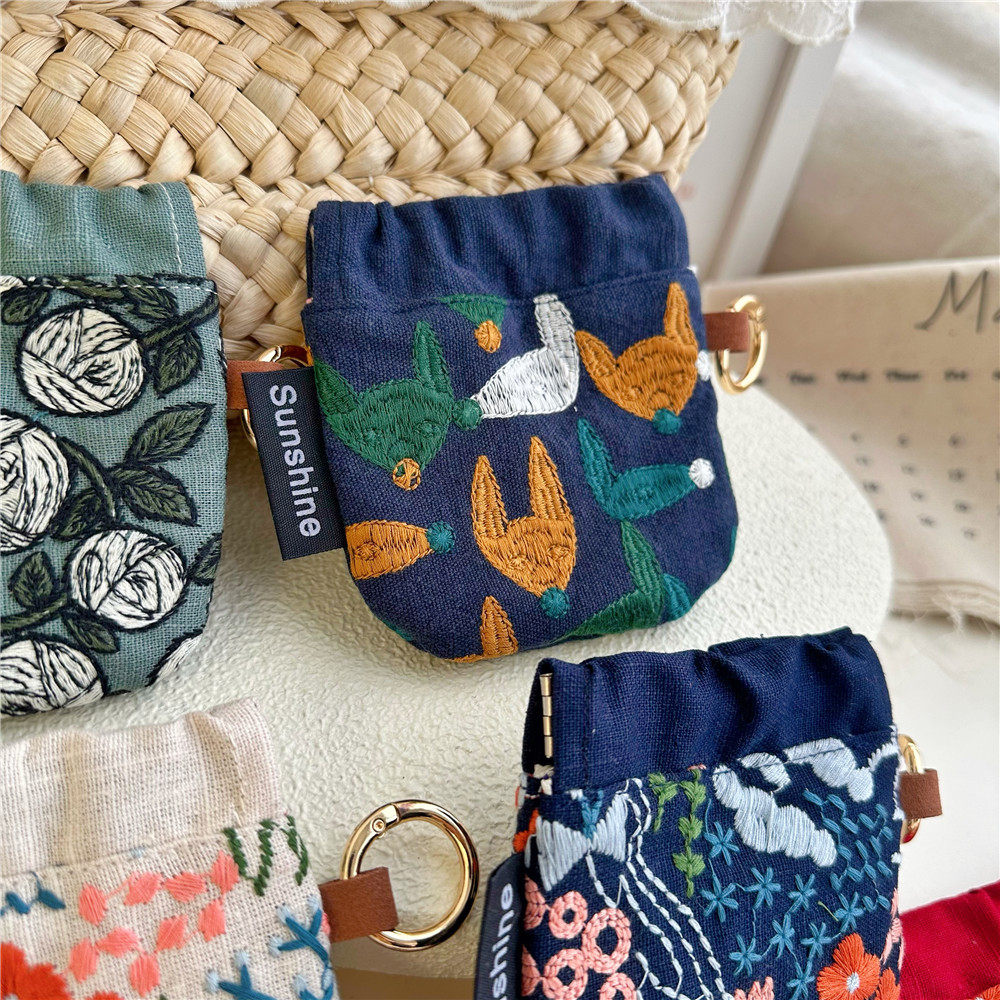 Non-Miyanishi Makoto Heavy Industry Embroidered Cotton Handmade Niche Pinch Bag Gold Bag Headphone Bag Key Bag Cotton Storage
