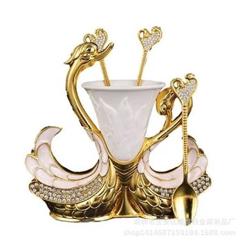 European-style metal Swan fruit fork suit Golden coffee spoon combination creative base tableware dessert cake fork