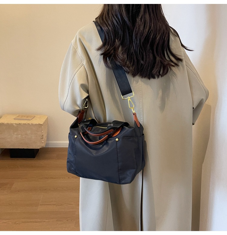 O1CN01zSfmPg1rTVWY3jL1r !!2216500785632 0 cib