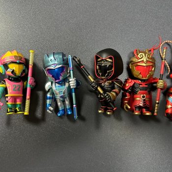 Source Manufacturer Trendyy Ornaments Six Lichengkeji Dolls Blind Box Heroes of the World