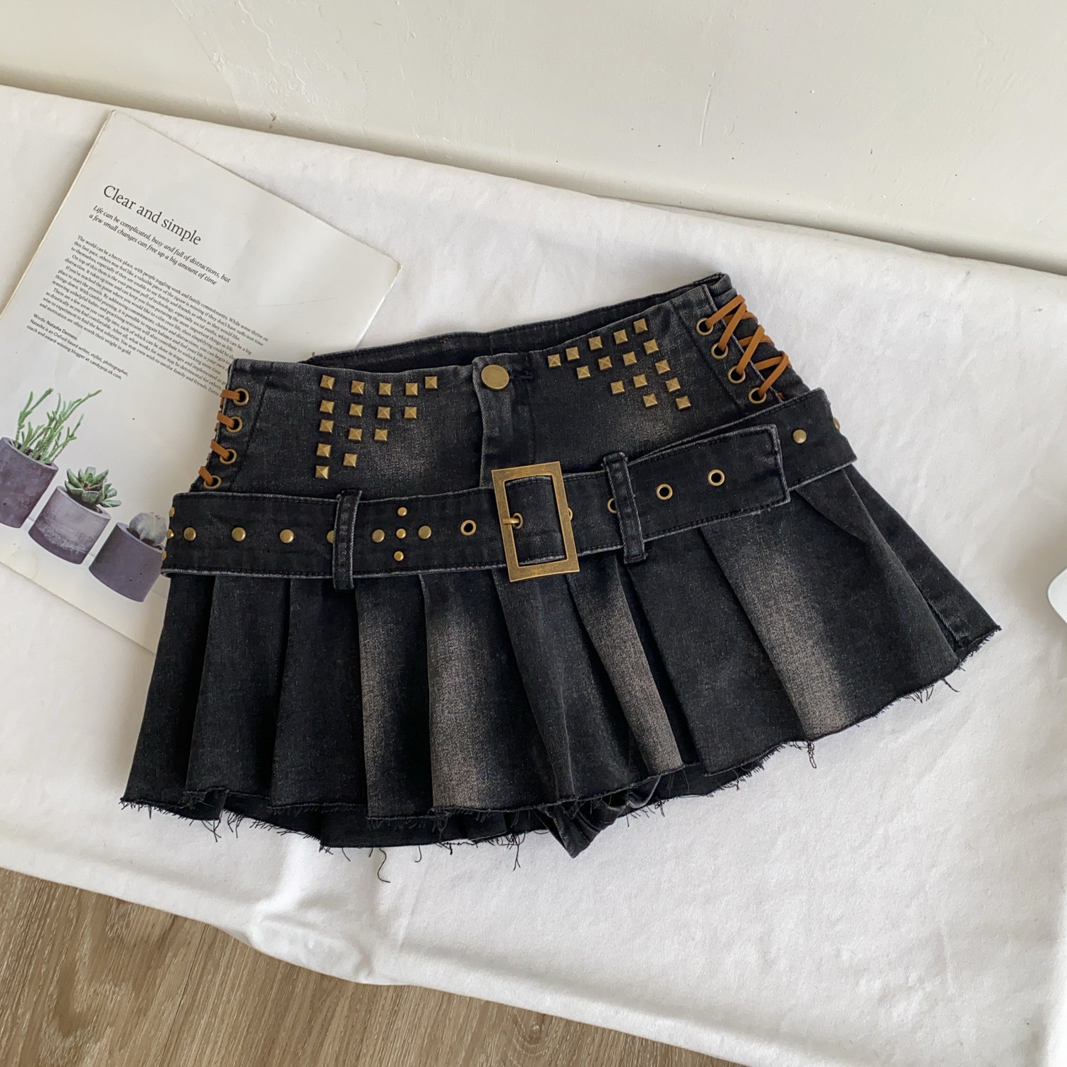 High Waisted Denim Mini Skirt Vintage Style Pleated Design Studded Details Trendy for Casual Outings Wholesale