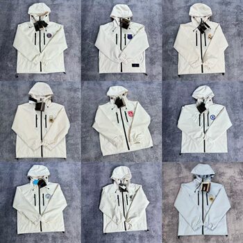 Logo Football Club Jacket Real Madrid Barcelona Paris Windproof and Waterproof Hooded Jacket Loose and Versatile
