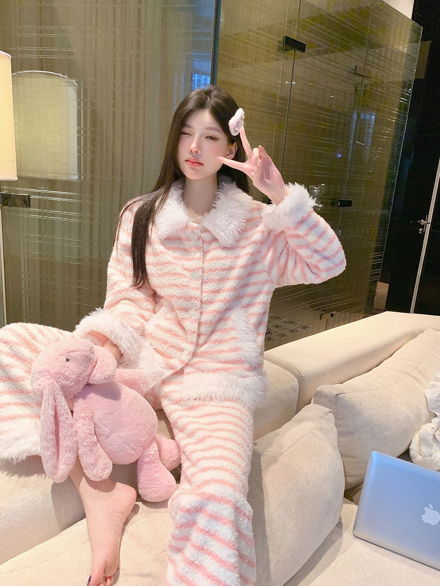 毛绒睡衣秋冬季新款珊瑚绒睡衣女甜美风加厚双面绒家居服套装