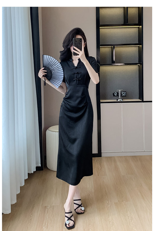 Váy Đầm Nữ Dáng Ôm Chiết Eo Phong Cách Trung Hoa Cổ Điển Màu Đen chi tiết 12