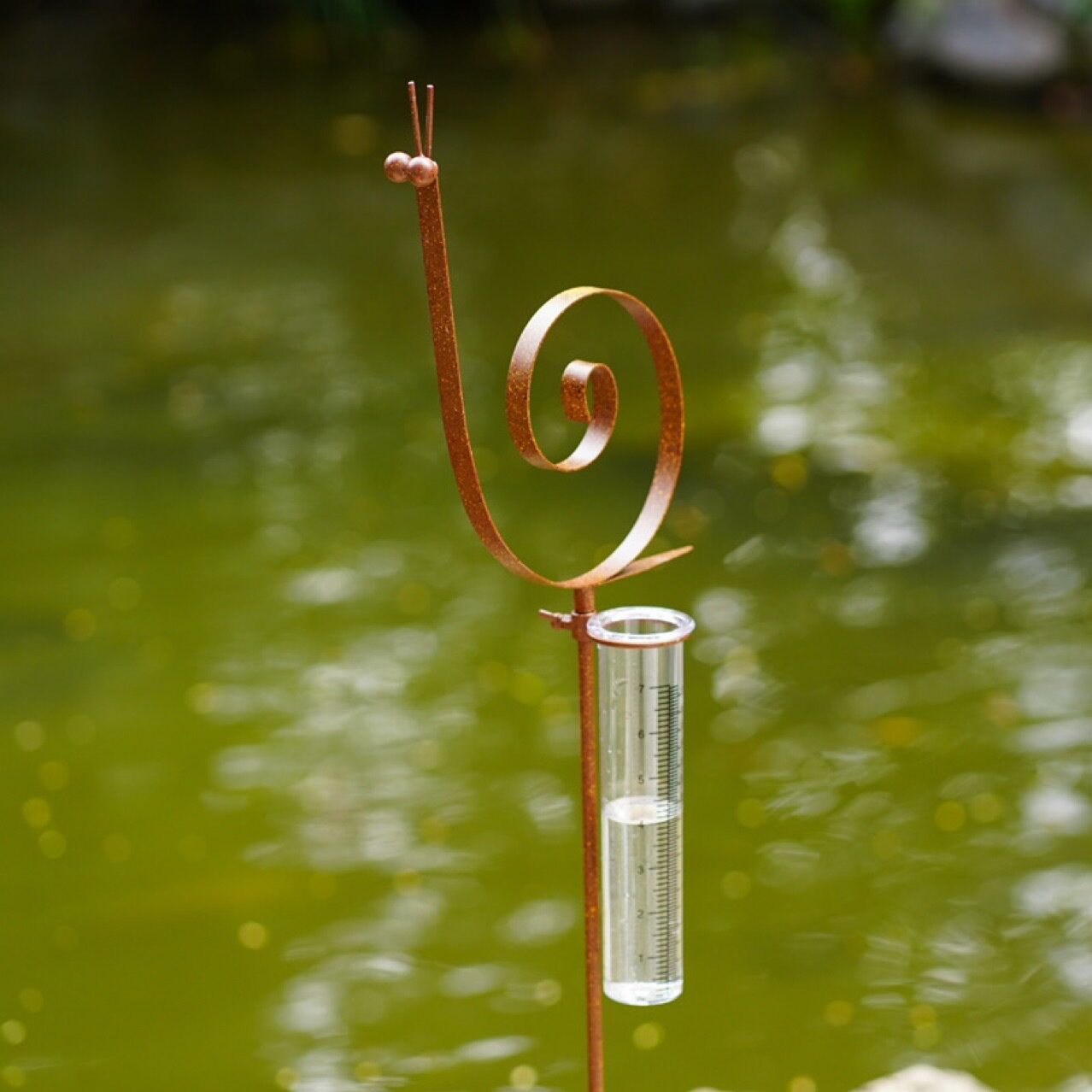 Amazon Cross-border Explosive Metal Snail Rain Gauge Fun Outdoor Courtyard Decoration Painted Old Rain Gauge
