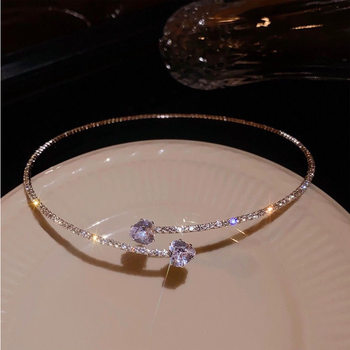 Popular Fashionable, Exquisite and Simple Choker, Accessible Luxury Rhinestone Heart Collar, European and American Elegant, Versatile and Shiny