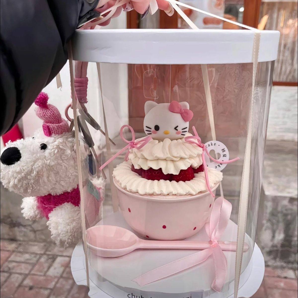 2026 Christmas Hellokitty Strawberry Bow Cake Bowl 4.5inch Creative Strawberry Decorated Cake Bowl