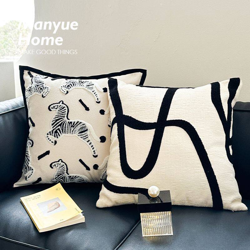 Modern Minimalist Sofa Black and White Ins Cushion Light Luxury Zebra Living Room Bedside Homestay Cushion Vintage Bay Window Pillowcase