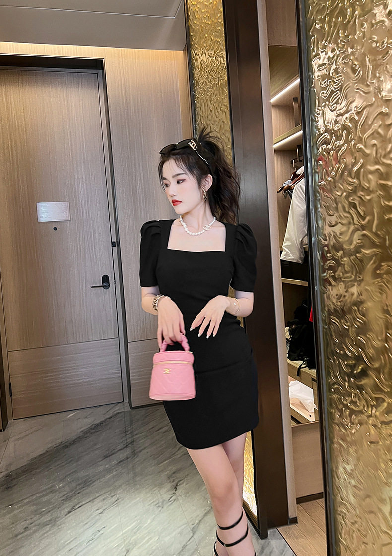 Đầm ôm body nữ cổ vuông tay ngắn, thiết kế fitted ôm eo, nhấn hông — [Trắng], [Đen] chi tiết 21