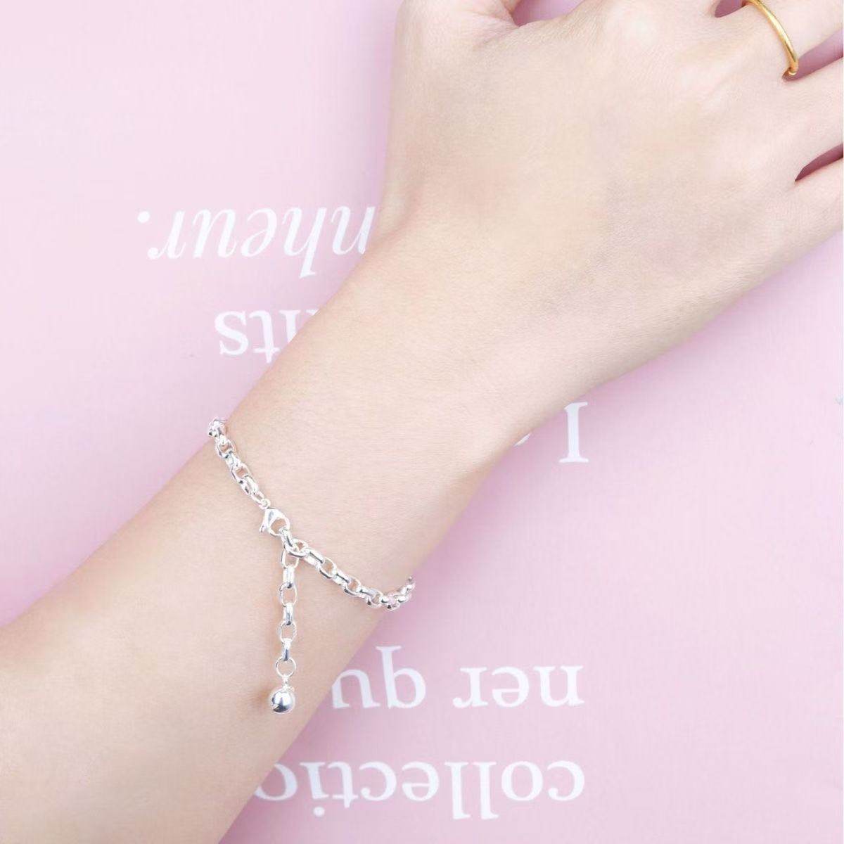 Korean and Japanese Retro Fashion Bracelet for Women, Ins Style Niche Design, Chunky Chain, Classic Versatile Jewelry, Factory Direct Sale
