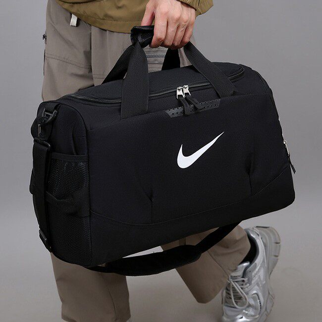 Sports and Leisure Men's and Women's Fitness Travel Bag Training Crossbody Bag Large Capacity Portable Shoulder Bag