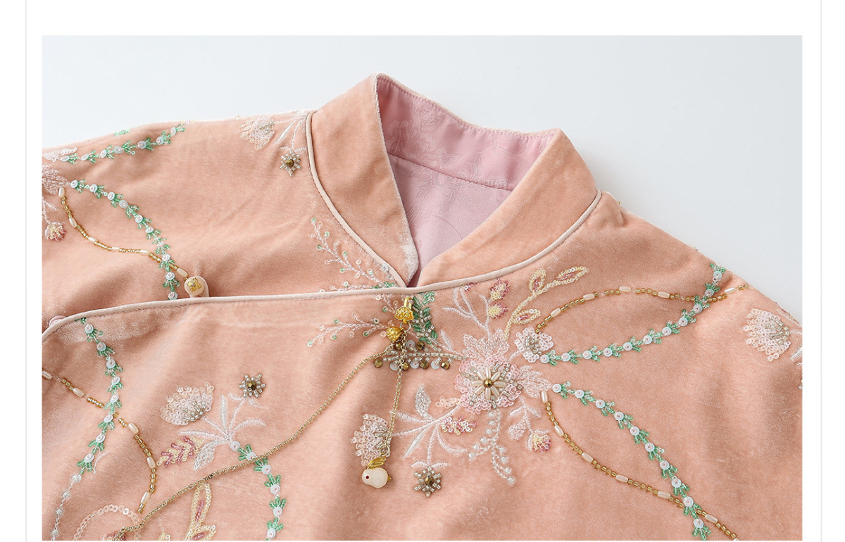 Áo khoác nữ dáng thường thêu hoa đính sequin chất liệu satin — màu hồng