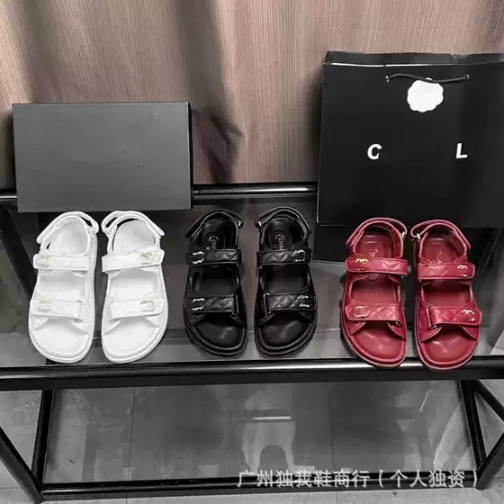 Summer New Style Small Fragrant Rhombus Diamond Buckle Velcro Thick Soft Sole Sponge Cake Outdoor Roman Beach Casual Women's Sandals