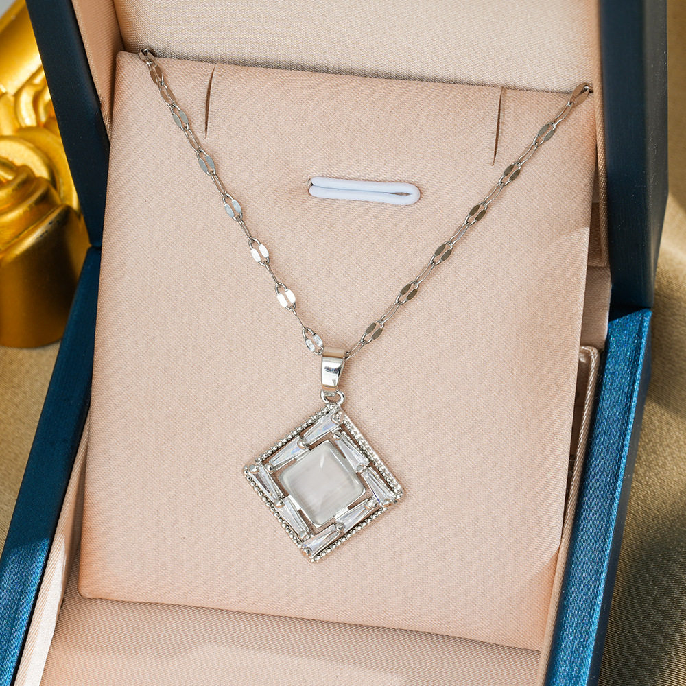 326 オパール ネックレス - シルバー