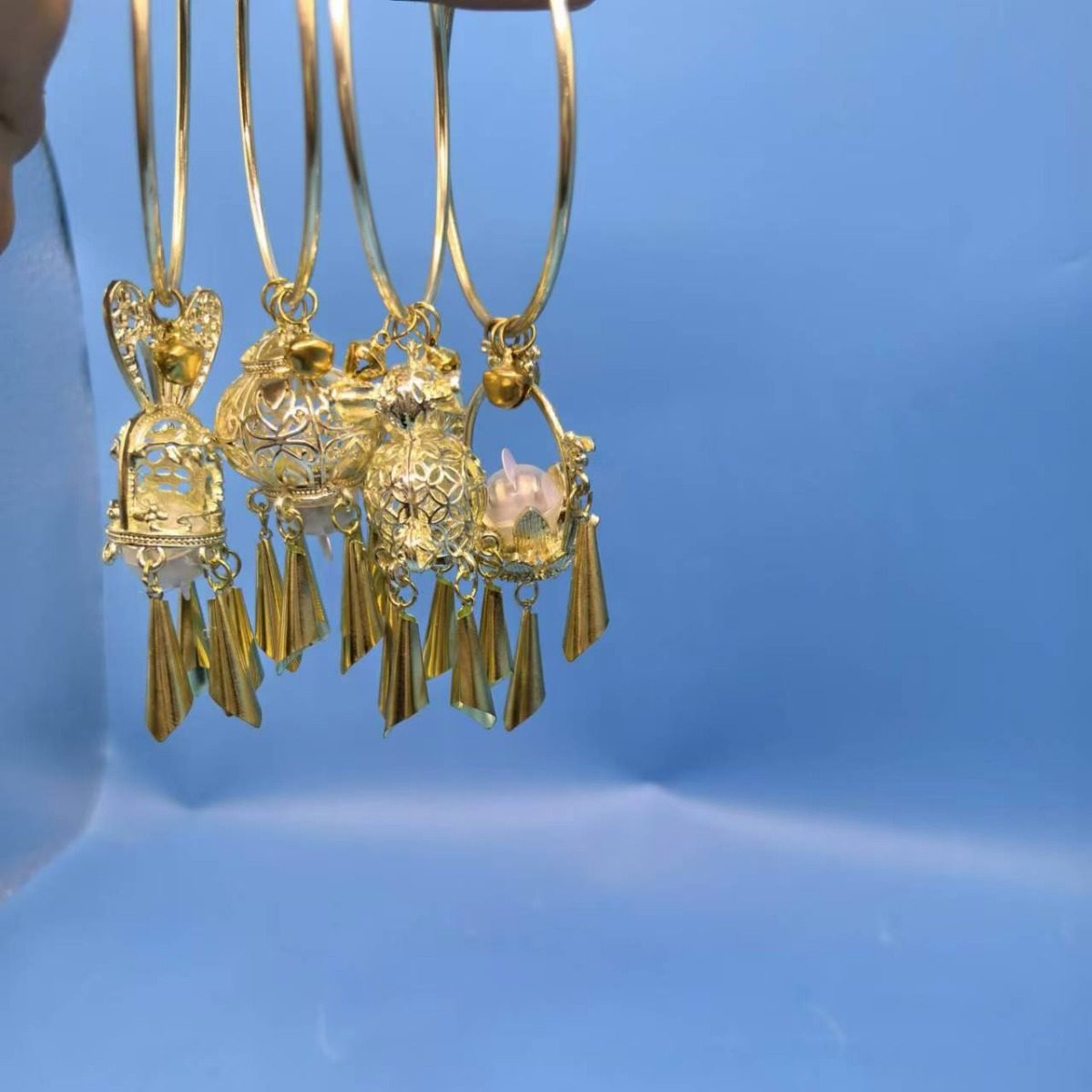 Mid-Autumn Festival Luminous Bracelet Girl's Antique Palace Bell Jewelry Alloy Hanfu Bracelet High-end Bracelet Stall