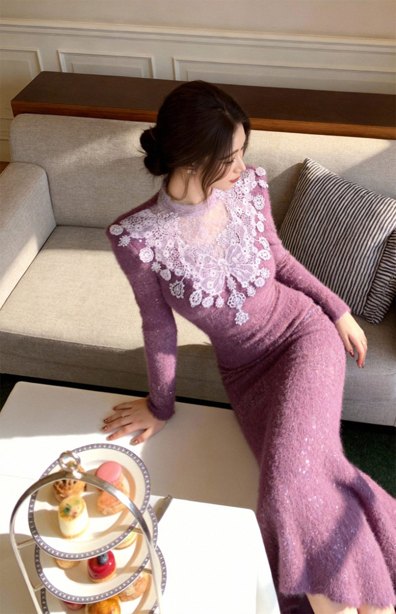 Đầm liền thân nữ cổ tròn phối ren ôm dáng đuôi cá dài — Màu tím