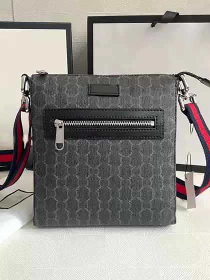 G's New European and American Men's Bag Shoulder Bag Fashionable Crossbody Bag Postman Bag Printed Backpack Texture Small Bag