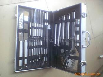 P-011W Barbecue Tool Set, Barbecue Fork Brush Clip, 24-Piece Aluminum Box Bbq Combination Grill Set