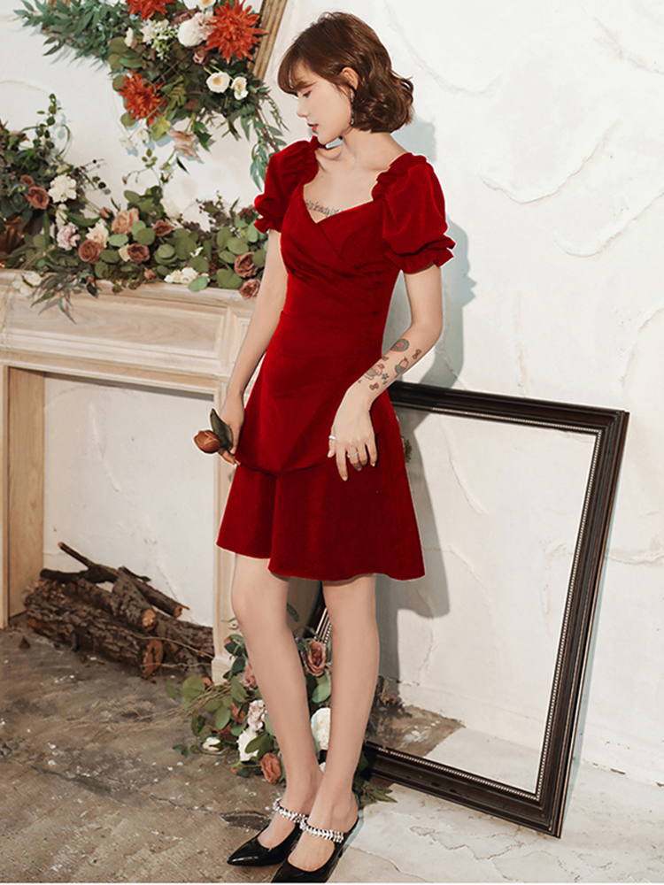 Evening dress, red Qimen Hong Cha tea for bride, 2021 collection, suitable for teen Evening dress, red Qimen Hong Cha tea for bride, 2021 collection, suitable for teen