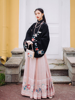 taobao agent 汉尚华莲 Genuine two-color demi-season Hanfu, with embroidery