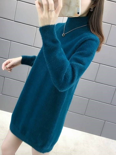 Длинный свитер, утепленное базовое приятное телу шерстяное платье, средней длины, свободный крой, высокий воротник