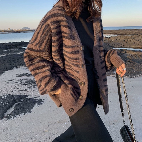 Демисезонный трикотажный свитер, модные джинсы с начесом, кардиган, куртка, 2020, популярно в интернете