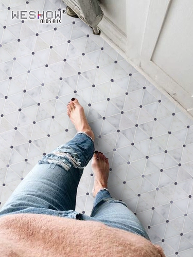 Легкая роскошная ванная кухня без стекла Триугольника Плитка Мраморный камень Фоны Стена Стена