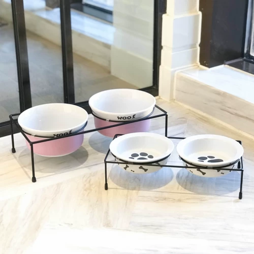 Керамическая кошачья кошачья кошачья кошачья бассейн.