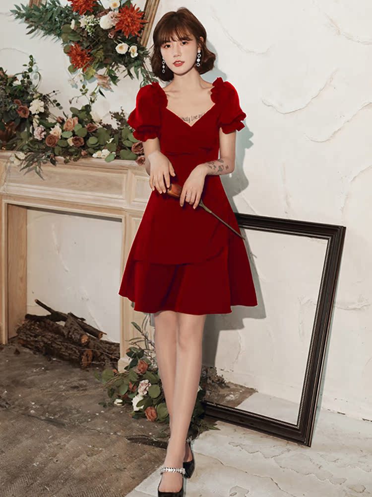 Evening dress, red Qimen Hong Cha tea for bride, 2021 collection, suitable for teen Evening dress, red Qimen Hong Cha tea for bride, 2021 collection, suitable for teen