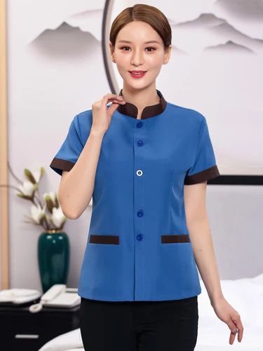 Очистка службы обслуживания женской недвижимости