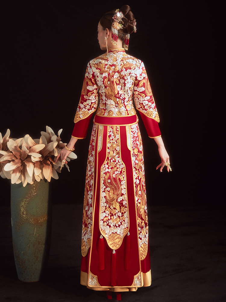 Autumn suhe traditional wedding dress for bride, dragon and phoenix, 2022 collection