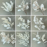 Имитация туманно-белых свадебных цветов, украшение свадебного зала, дорожное руководство, цветочная композиция на потолке, искусственные цветы, пластиковые цветы