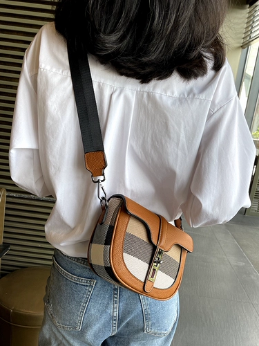 Сумка для путешествий, модная универсальная демисезонная сумка через плечо, коллекция 2023, изысканный стиль, в западном стиле