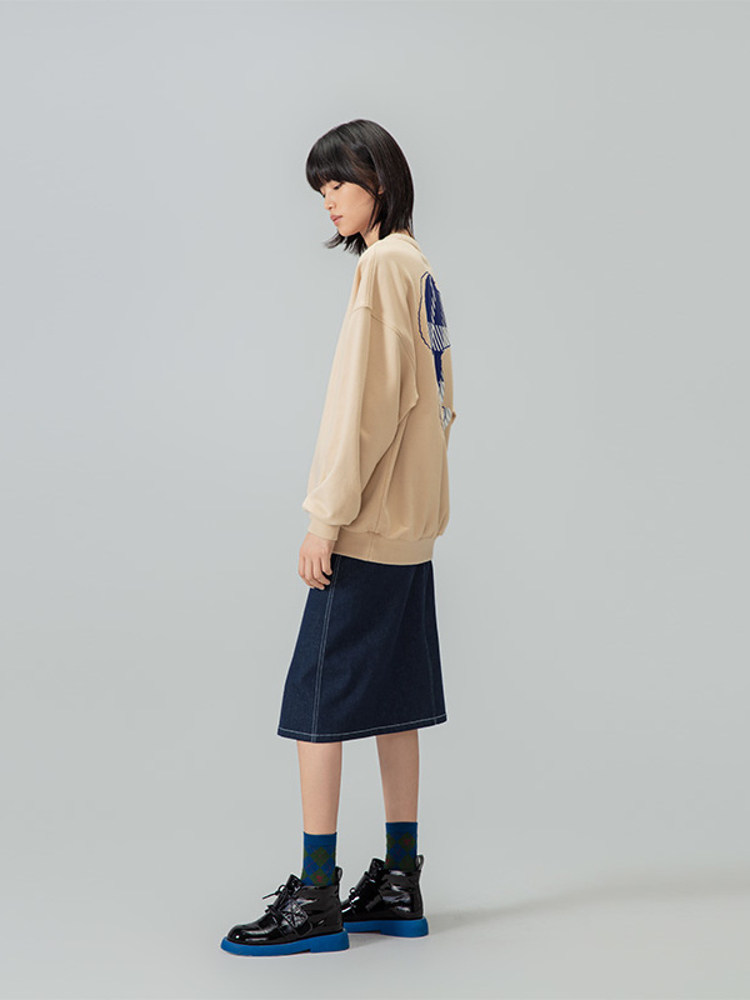 播2020冬Snoopy联名印花卫衣女BDN9YD655 您拨打的用户不在服务区