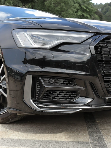 Подходит для 19-22 Audi A6L FOG Light Frame Modification RS6 Передний шар для сетки сетки сетки сетки