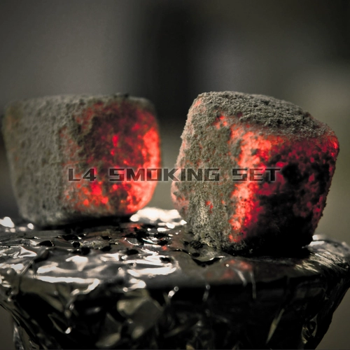 Арабский уголь из скорлупы кокосового ореха для кальяна. Индонезийский импортный кокосовый уголь со львом. Уголь с короной Цезаря. Квадратный кокосовый уголь.