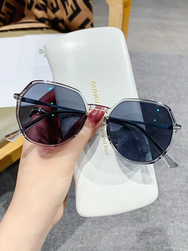 Антирадиационные сверхлегкие очки для влюбленных