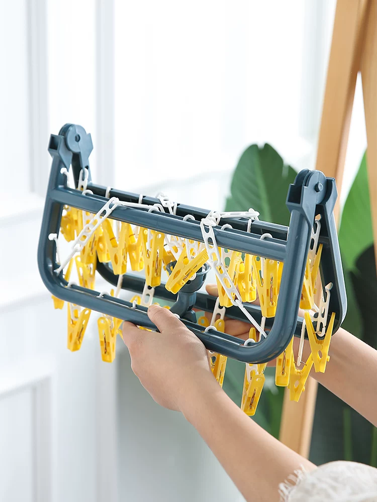 Universal drying rack, children's plastic socks, hanger, windproof underwear, 32